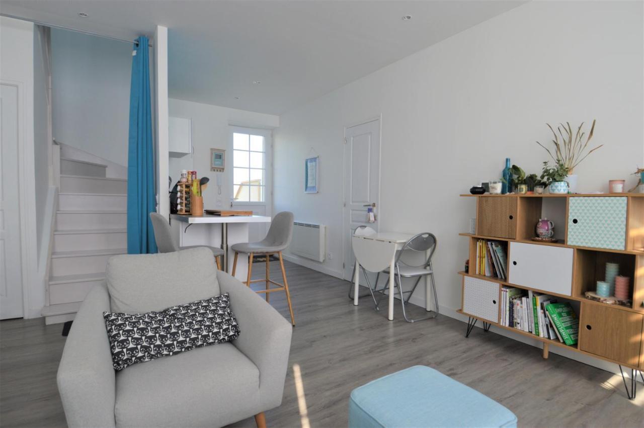 Appartement Moderne Avec Terrasse A 500M De La Mer كورسول-سور-مار المظهر الخارجي الصورة